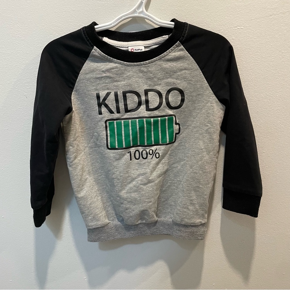3/$15 PatPat Kids Black and Gray Sweatshirt size: 2-3Y